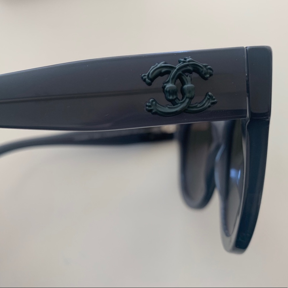 Chanel Navy Blue Sunglasses - Picture 3 of 4